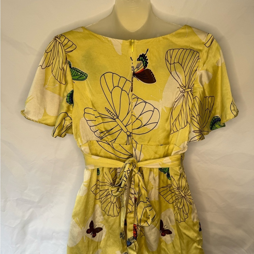 Y2K Voom Yellow Butterfly Print Blouse – Size M – Whimsical, Flowy, and Fabulous - Picture 2 of 5